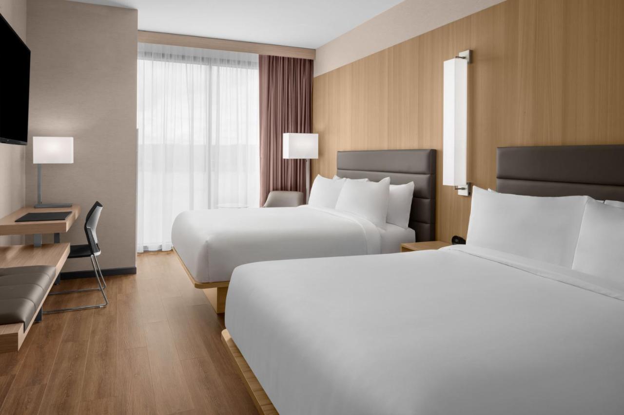 Ac Hotel By Marriott Vancouver Waterfront Exterior foto