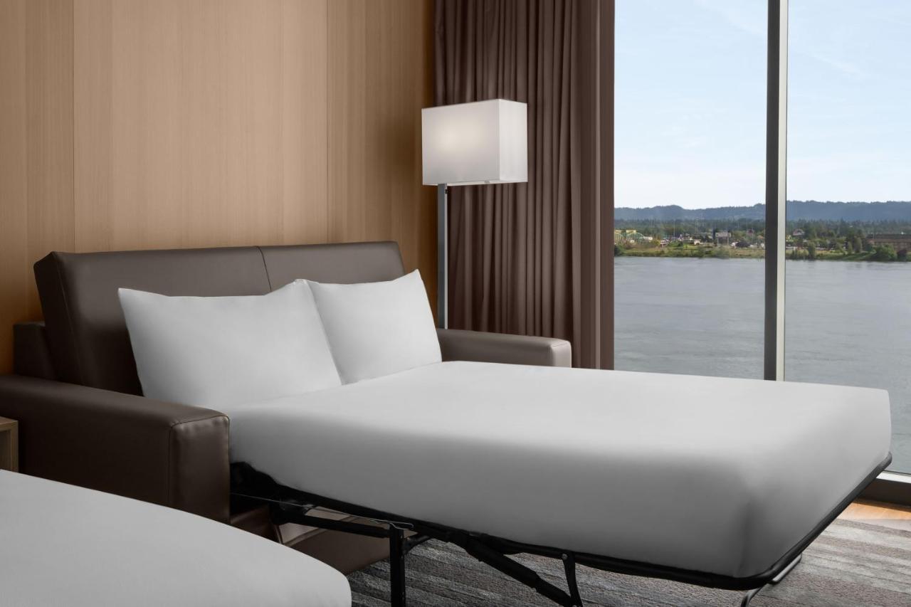 Ac Hotel By Marriott Vancouver Waterfront Exterior foto